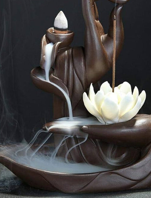 cascade de fumée d'encens