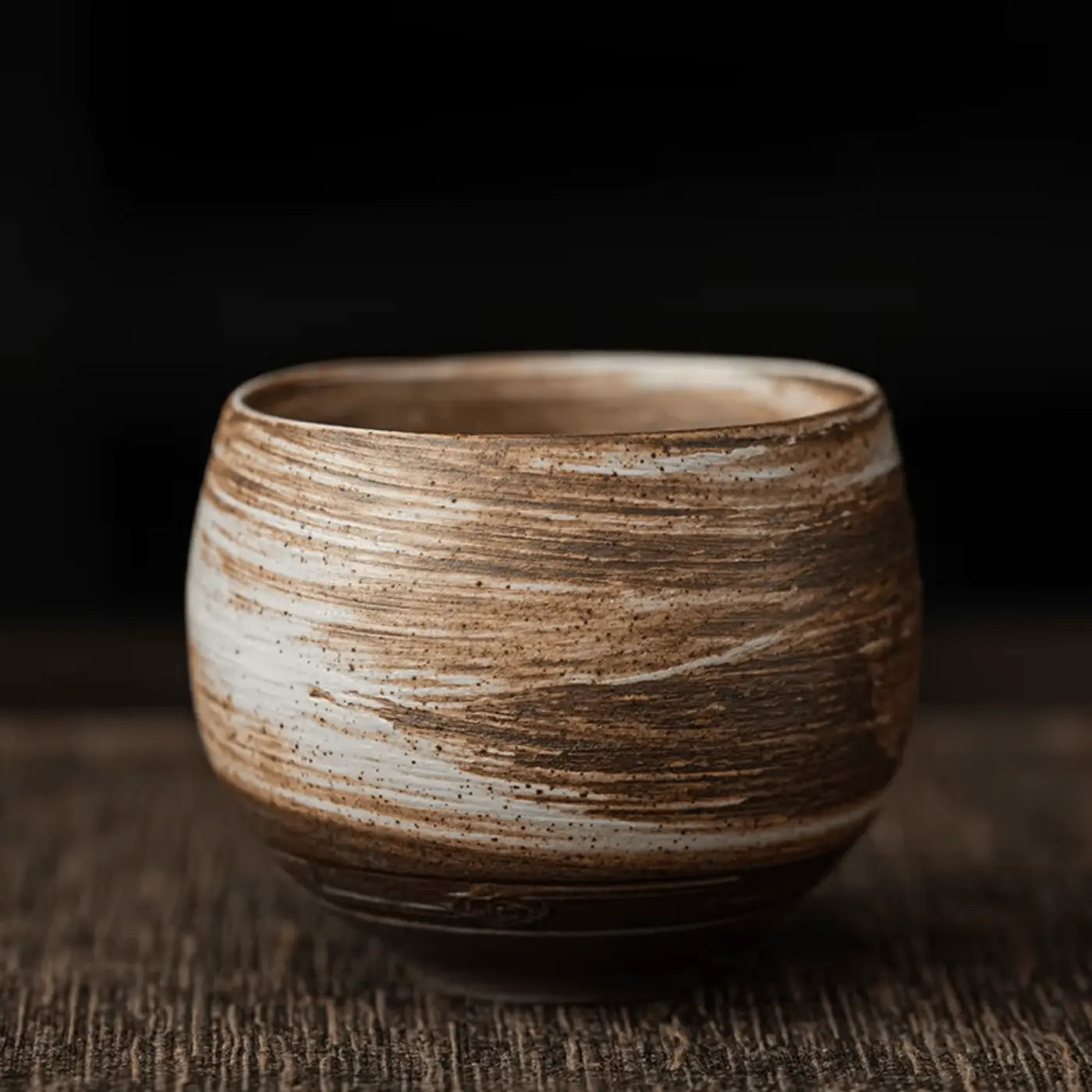 Céramique wabi-sabi thé Kung Fu artisanal, finitions irrégulières volontaires beauté japonaise