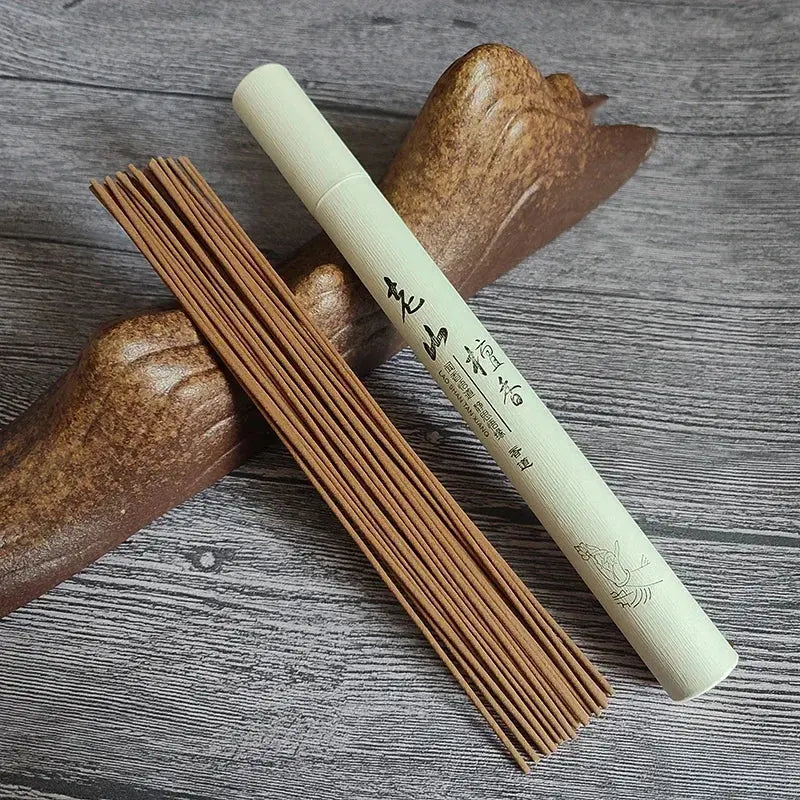  Encens artisanal utilisé pour les rituels de méditation.