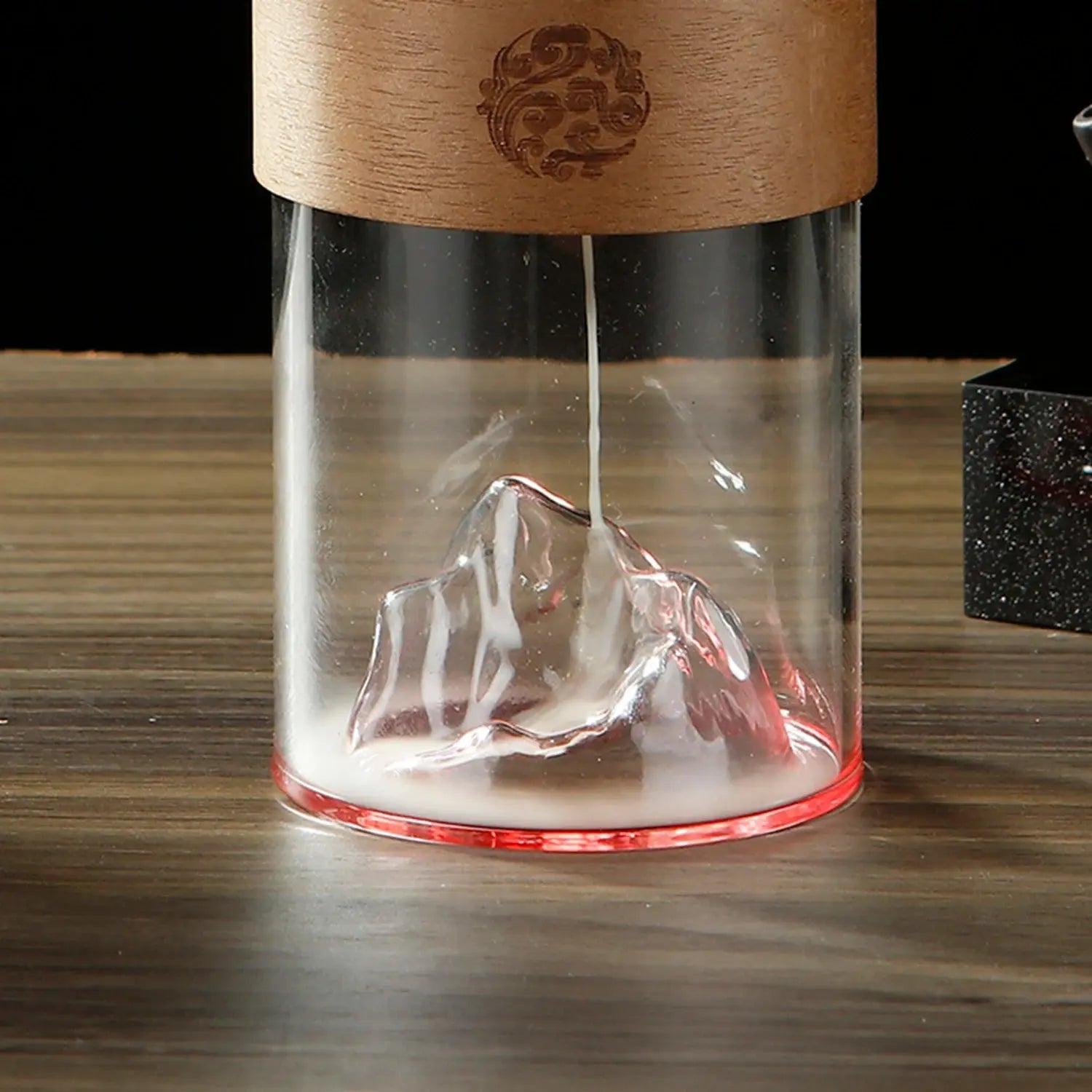 Brûleur cône encens reflux montagne verre et métal doré, décoration zen cadeau méditation