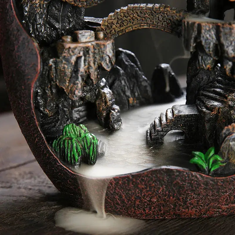 Encensoir inspiré des montagnes asiatiques, parfait pour un intérieur zen