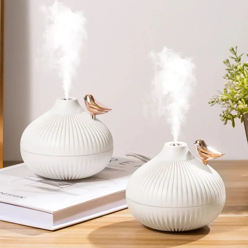Humidificateur et diffuseur d’huiles essentielles compact et discret