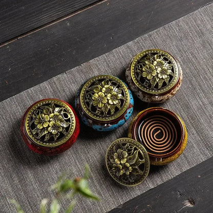 Porte-encens décoratif en céramique, apportant une touche zen à votre intérieur.