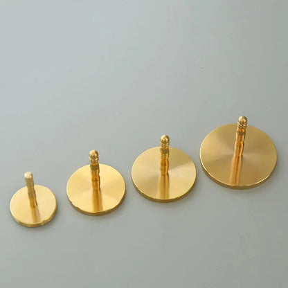 Presse à encens en cuivre inspirée de la tradition chinoise.