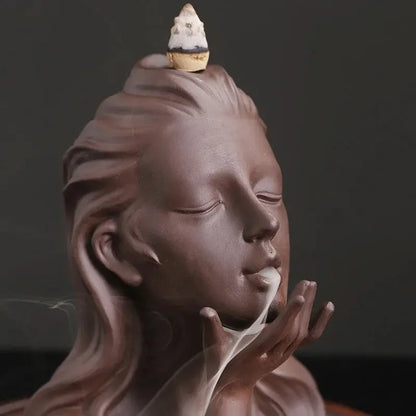 Statue d’encens pour décoration et méditation