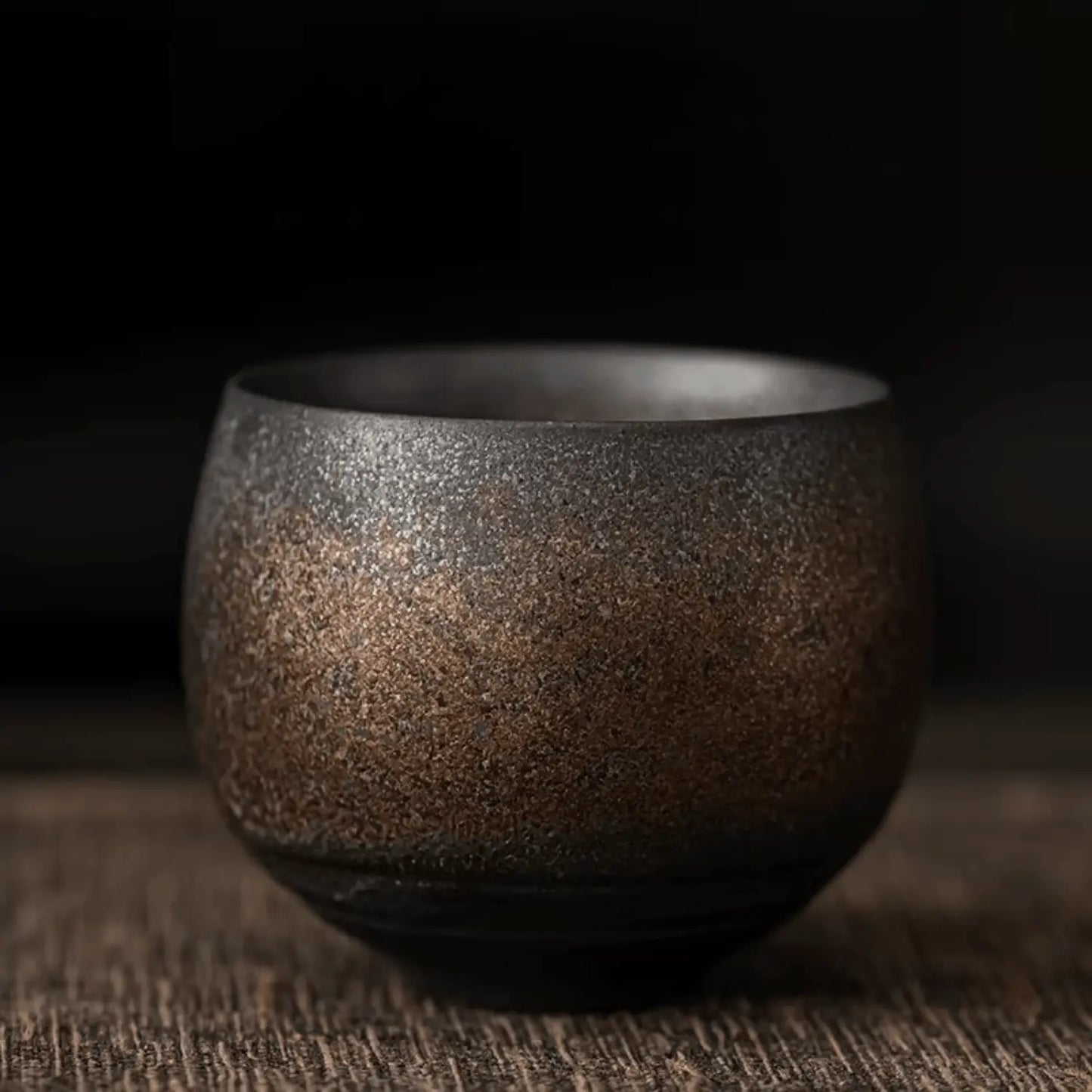 Tasse artisanale japonaise imperfection sublime, wabi-sabi porcelaine unique bureau et cérémonie